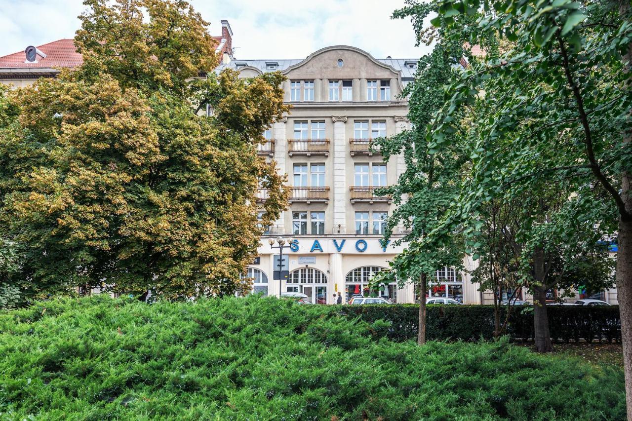 بيت شباب Savoy فروتسواف المظهر الخارجي الصورة